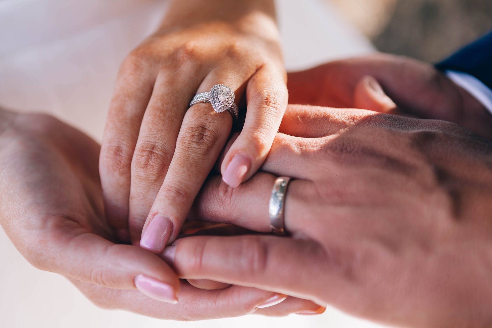 12 niedrogich sposobów na niezapomniane wesele